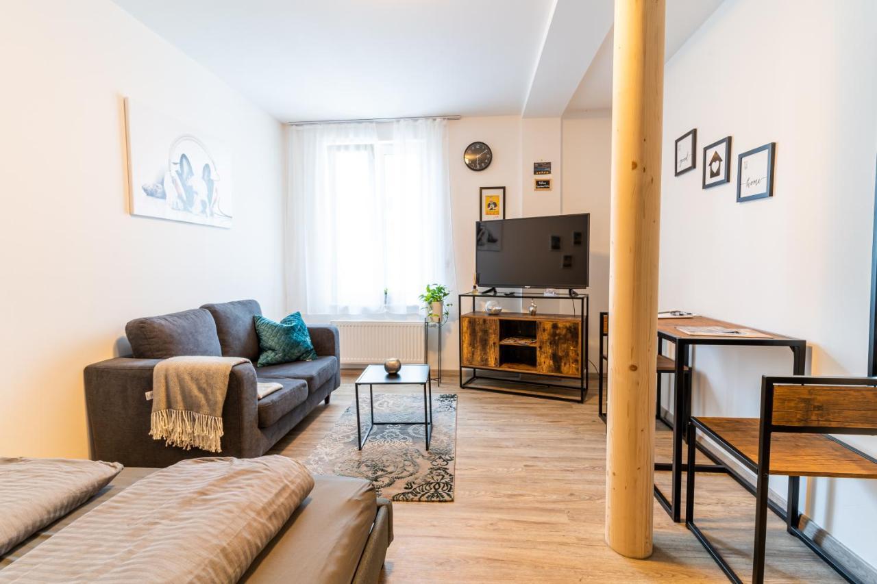 Tagblatt 2-Zimmer-Apartment Tuttlingen Eksteriør billede